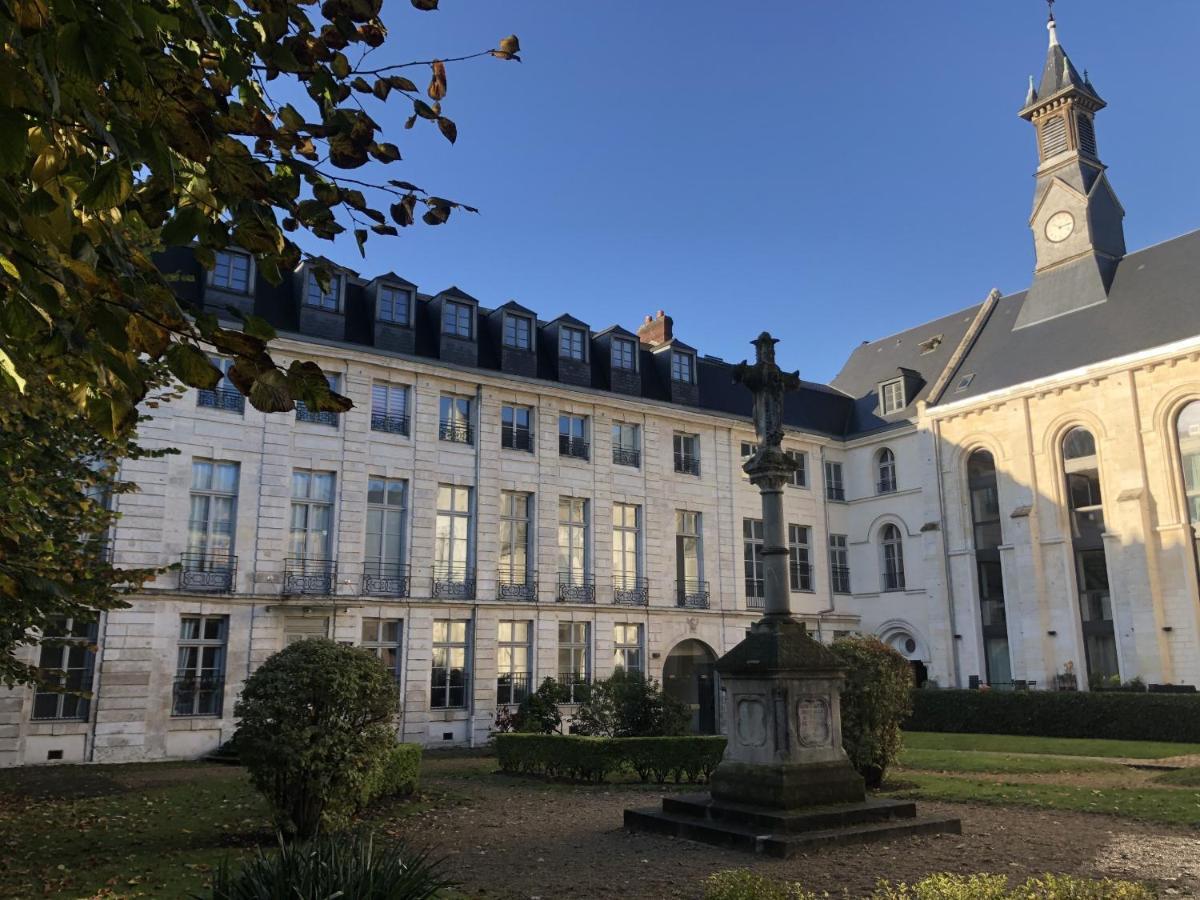 Superbe T2 Avec Vue Sur Cour - Rouen Centre Daire Dış mekan fotoğraf